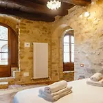 Castello Di Uno * Cisterna