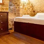 Castello Di Uno 아파트 *