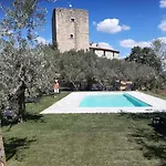 아파트 Castello Di Uno *