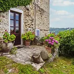 Castello Di Uno 아파트