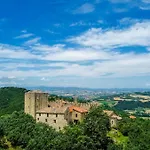 Castello Di Uno Cisterna