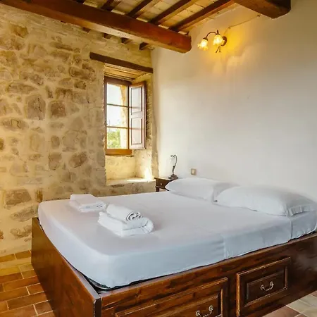 Castello Di Uno Apartamento *