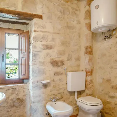 Castello Di Uno Apartamento *