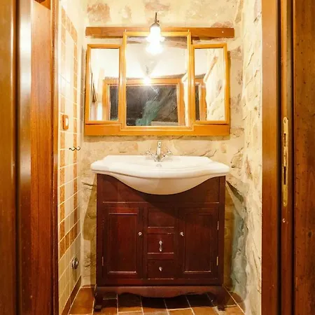 Apartamento Castello Di Uno Cisterna