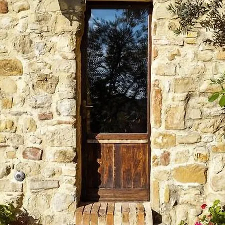Castello Di Uno Cisterna
