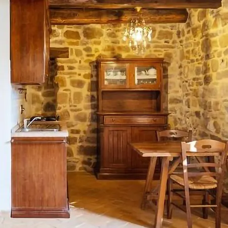 Castello Di Uno Apartamento *