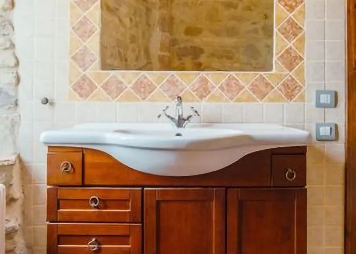 Castello Di Uno * Cisterna