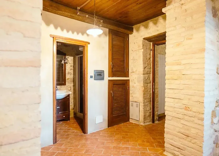 Castello Di Uno Cisterna