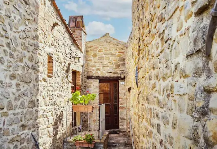 Castello Di Uno Appartamento Cisterna